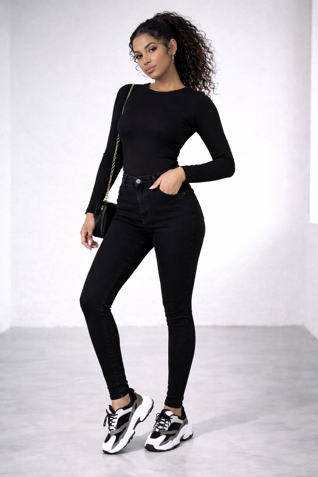 Women’s High-Waist Skinny Jeans